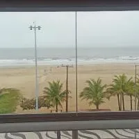 Apartamento Beira-Mar Caiobá - Vista Panorâmica, ξενοδοχείο σε Matinhos