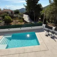 Casablanca-Private Family Mountain Home, hotel i El Amunt