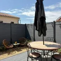 Esprit Lubéron, L'Olivier, logement entier, hotel en Le Thor