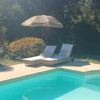 La Bonne Adresse - Gite ZENITUDE, hôtel à Cornillon-Confoux