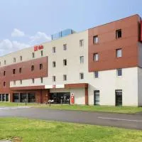 ibis Douai Dechy, hotel di Dechy