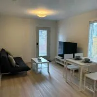Private Cozy Home in Langford, hotel u gradu Viktorija