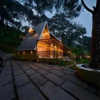 The Yela Munnar by VOYE HOMES , Nestled in Cardamom Plantation、ムンナルのホテル
