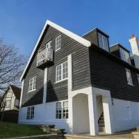 Ogilvie Lodge Apartment, hotel v destinaci Thorpeness