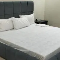 SKY BnB STAY F-7, hótel í Islamabad