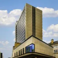 Mercure Newport, отель в Ньюпорте