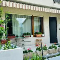 Green House Next - Lovely Apartment for family and Free Parking, hotel en Levico Terme