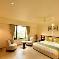 Nadiad में, होटल HOTEL CYPRESS