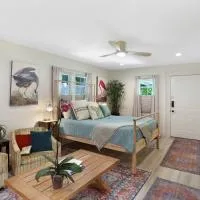 The Poe - Stylish Studio in downtown High Springs, hotel u gradu Haj Springs
