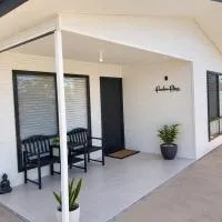Pandora Place - Conveniently Located、ライトニング・リッジのホテル
