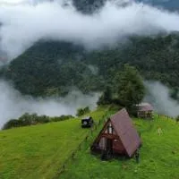 Cottages in Chirdili, hotel u gradu Chrdilo