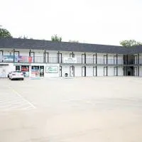 Howard Johnson by Wyndham Hillsboro TX, hotel sa Hillsboro