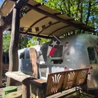 AirstreamNB, hotel u gradu Schayk