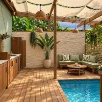 Monkey Tiny House - Private swimming pool, Hotel in Big Bight