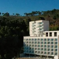 White Amfora Hotel, hotel di Shëngjin