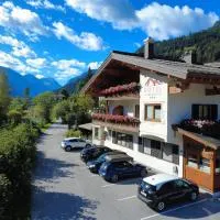 Hotel Ennskraxblick, hotel a Kleinarl