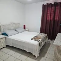Lovely 2 bedroom condo with pool، فندق في Marigot