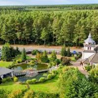 Resort Pod Lasem, hotel a Kolonowskie