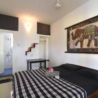 Cactus Guesthouse, готель в Арамболі