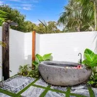 Rest Pet Friendly with Outdoor Bath 3 Mins Walk to Beach, hotel din Umina