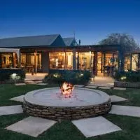 Botlierskop The Village Lodge、グルート・ブラックリバーのホテル