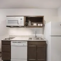 WoodSpring Suites Detroit Madison Heights โรงแรมในเมดิสัน ไฮท์ส