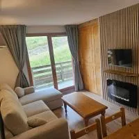 Appart au pied des pistes, Hotel in Les Orres