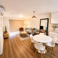 2BR Near Manuka with Pool, Gym and Sauna - Hosted by Canstay, hotel u gradu Kingston