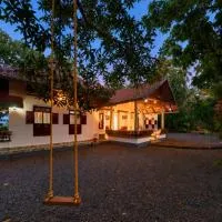 Cotelac Heritage Lake Resort Alleppey by VOYE HOMES, Hotel in Alappuzha
