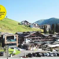 MY ALPENWELT Resort 4 Sterne Superior, hotell sihtkohas Königsleiten