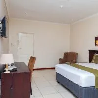 Emerald Hotel, hotell i Gaborone
