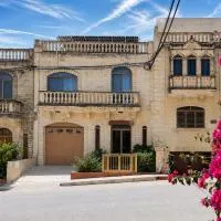 Cloud 9 Residence, hotel i Għajnsielem