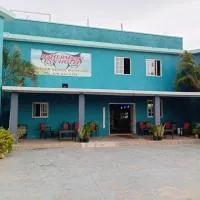 Fisherman's Inn Hotel Silver Sands, Duncans Bay, מלון בDuncans