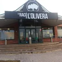 Lo Racó de l'Olivera, hotelli kohteessa Fonolleres