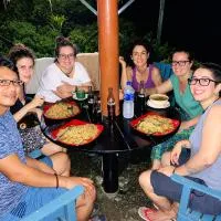 Safariwildlife lodge & camp, hotel in Sauraha