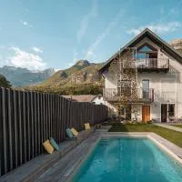 Emerald Valley Apartments، فندق في بوفيك