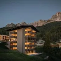 Alma Alpina Lodge, Adults Only، فندق في أوبيريجّين