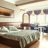 King Hotel, hotel a Peje