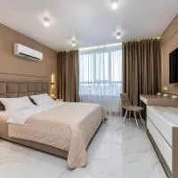 Апартаменти, проспект Бажана 17, метро - 3 хв, hôtel à Kiev