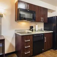 Suburban Studios Monaca - Pittsburgh, hotel en Monaca