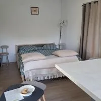 l'annexe, hotel sa Le Givre