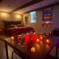 Le Cocon SPA Évasion Privée - jacuzzi -, hotell i Lunel