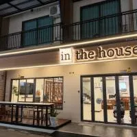 in the house – hotel w mieście Krabi