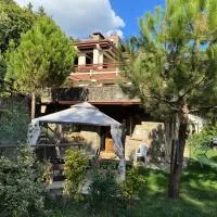 CASA MONTE DI SOPRA jacuzzi & sauna, hotel u gradu 'Fanano'