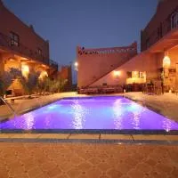 Dar Talmoudi ,Traditional Riad, Local Food, Camel , Desert Excursions, hotel a Tagounite