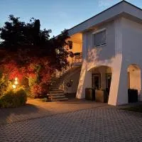 Ferienwohnung JULI Steiermark Weinstraße Wonderful Moments, hotel a Lebring