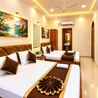 Royal Corner - 450 Mtrs Near Golden Temple, hotel i Amritsar