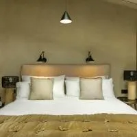 Torre del Marqués Hotel Spa & Winery - Small Luxury Hotels, hotel di Monroyo
