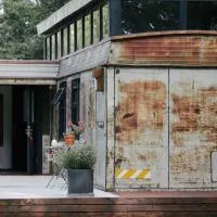 0'Bama - Unique Upcycled Tiny House, hotel i Selgas