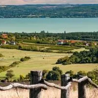 Balaton Panorama Cottage - National Park, hotell i Balatoncsicsó